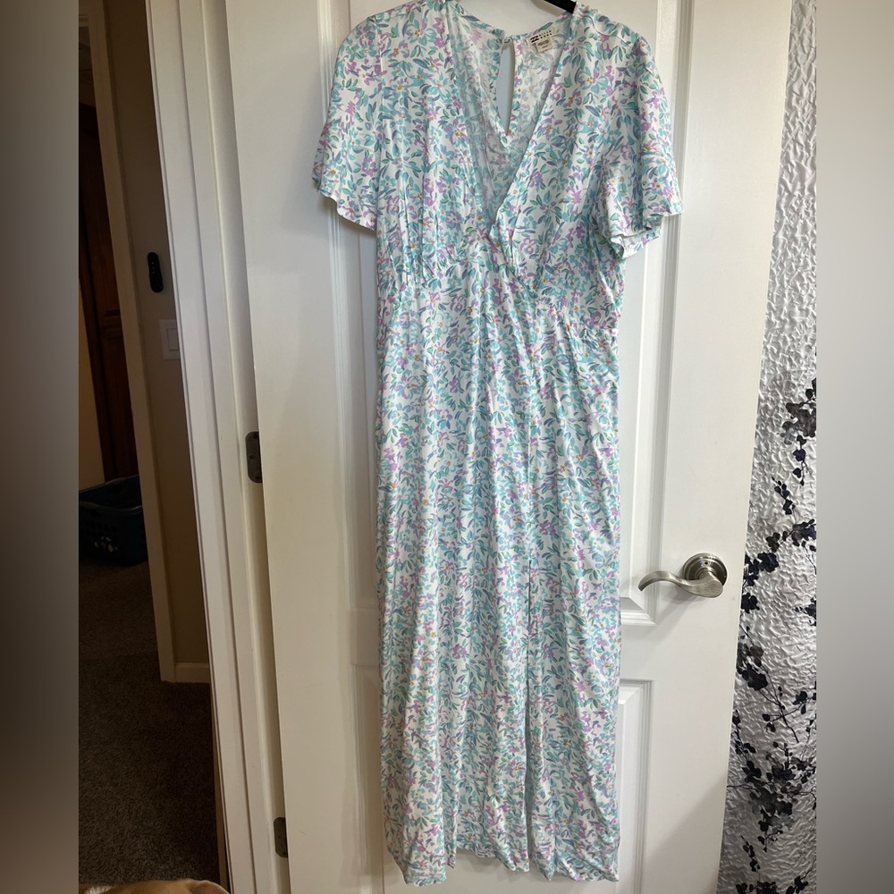 Billabong Jet Set MIDI dress. NWOT